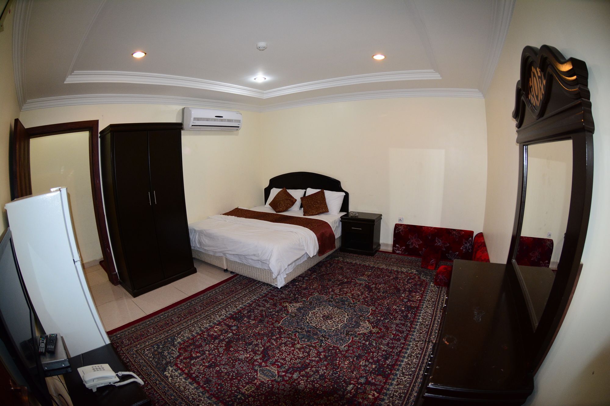 Al Eairy Apartment- Dammam 3 Al Mubarakiyah Екстер'єр фото